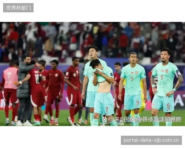 捷克在小组赛中将面对东道主墨西哥队，如何克服对手的高原主场优势是教练组必须解决的难题。